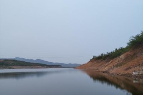 夏天水库放水后钓鱼技巧（掌握水库放水后的技巧）