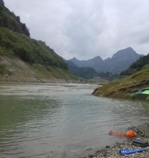 探秘河流钓鱼技巧（掌握技巧成就高手）  第2张