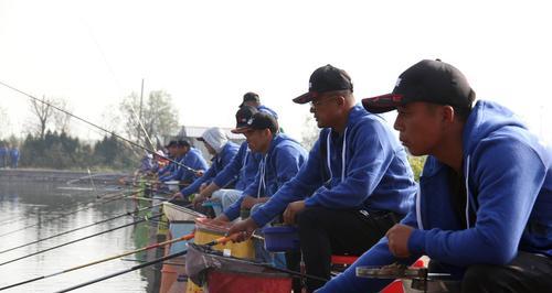 从入门到高手的钓鱼技巧（掌握钓鱼技巧的关键是不断学习和实践）  第1张