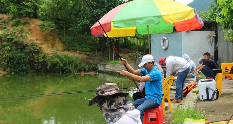 钓鱼技巧与方法教学（掌握钓鱼技巧，成为钓鱼高手！）  第2张