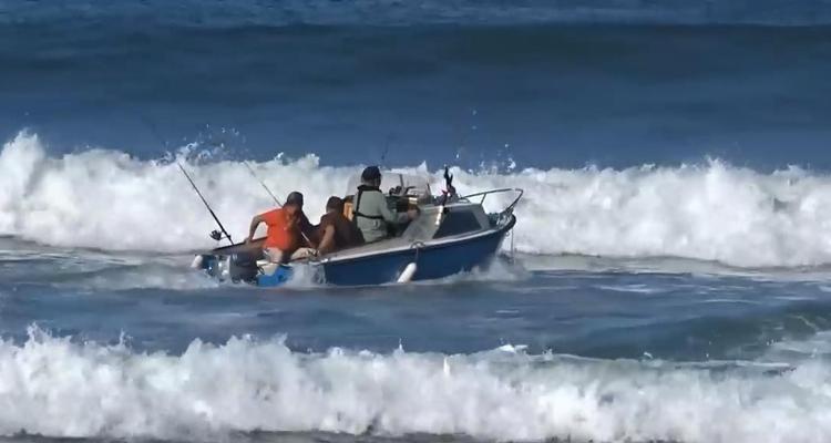 冬天风浪大钓鱼技巧与方法（寒冷季节海钓攻略）  第3张