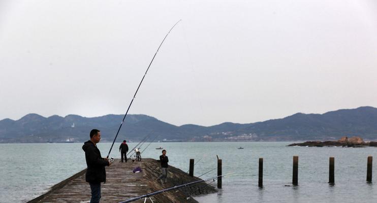 冬天河流钓鱼技巧（寒冬河流钓鱼）  第3张