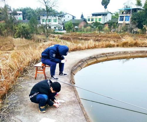 冬天流水钓鱼技巧（寒冬中的流水钓鱼）  第2张