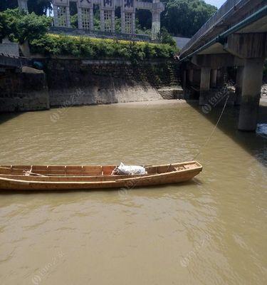 海水闸口钓鱼技巧与方法（海钓宝典分享）  第1张