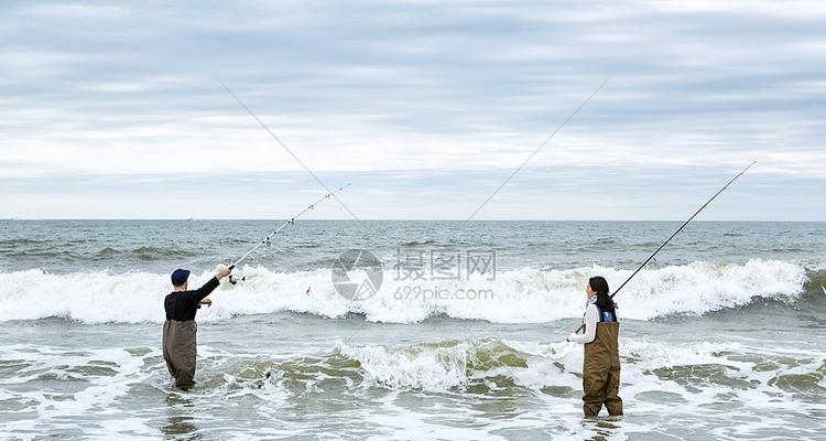 海滩远投钓鱼技巧大揭秘（快速学会远投钓鱼的技巧与窍门）  第1张