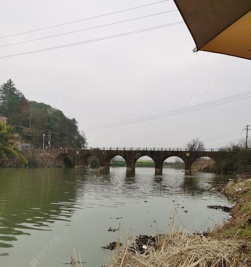 河道坝口钓鱼的技巧与方法（探秘河道坝口钓鱼）  第2张