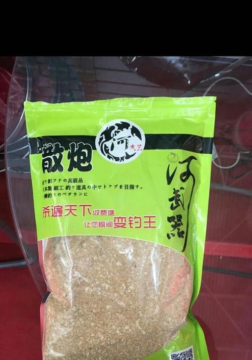 湖库大混养塘钓鱼的用饵技巧和方法（提高钓鱼成功率的实用经验和技巧）  第1张