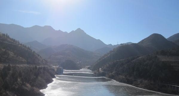 黄土山水库钓鱼技巧（探秘黄土山水库的钓鱼技巧）  第3张