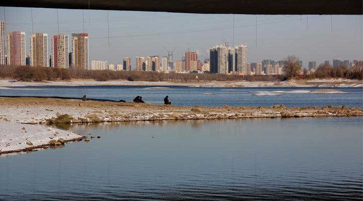 浑河钓鱼技巧教程（享受乐趣的关键技巧）  第3张