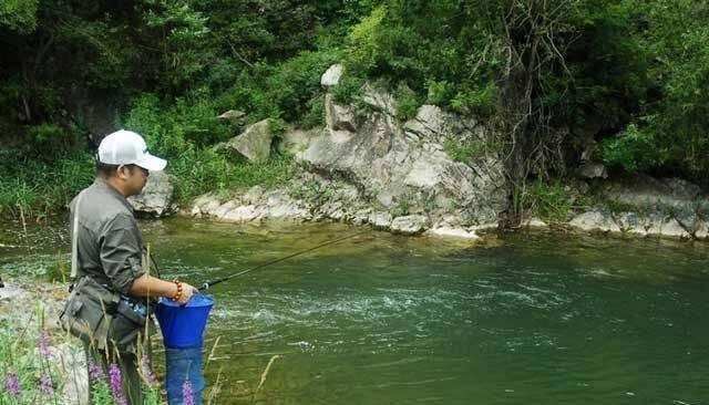 江河流水走，技法妙中钓鱼（江河流水走水悬坠钓鱼技巧）  第2张