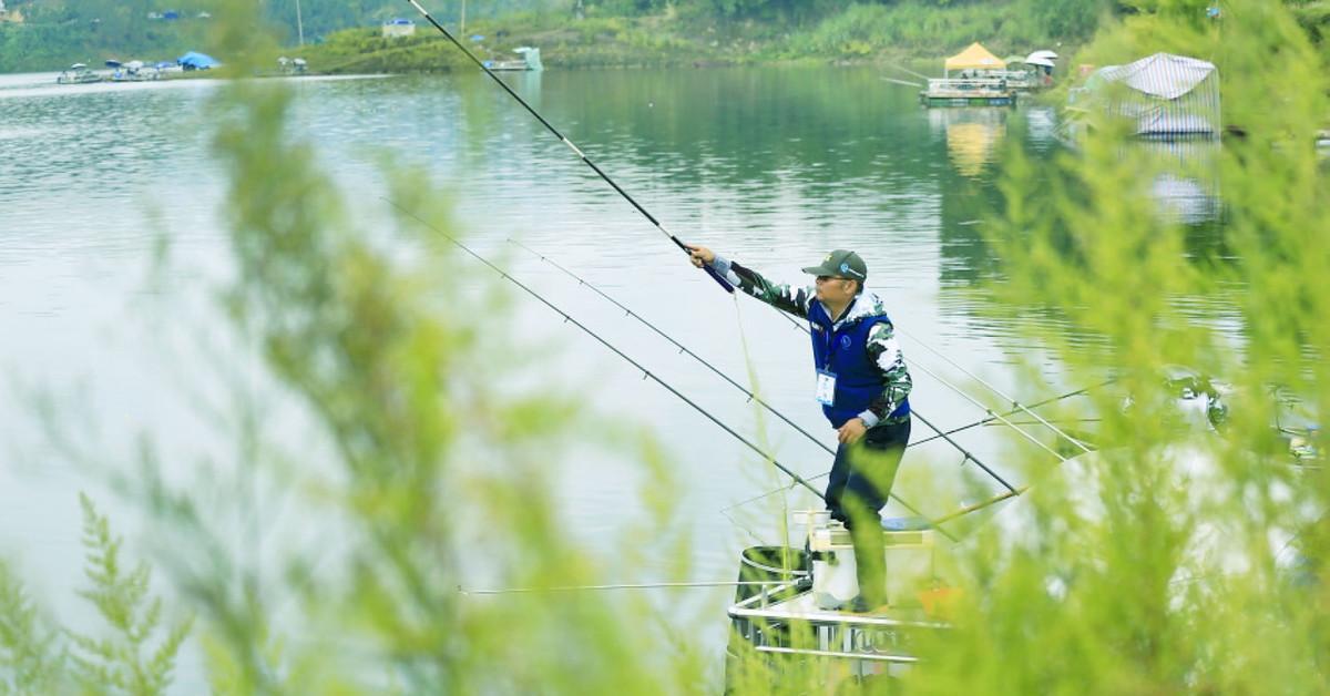 钓鱼高手的技巧（以雷龙出海钓鱼）  第2张