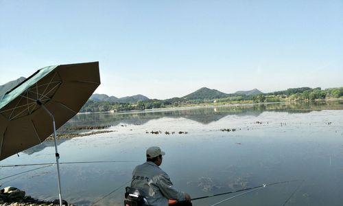 以冷水型水库钓鱼技巧（掌握冷水型水库钓鱼技巧的关键要素）  第2张