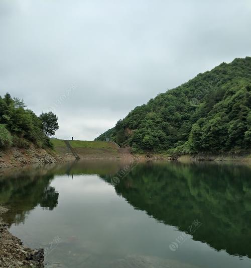 梅溪水库钓鱼技巧（探秘梅溪水库的丰鱼天堂）  第3张