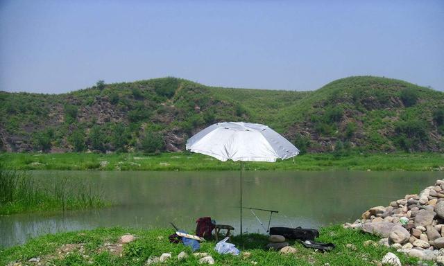 水库野钓大鱼的技巧与方法（深入解析水库钓鱼的秘籍）  第1张