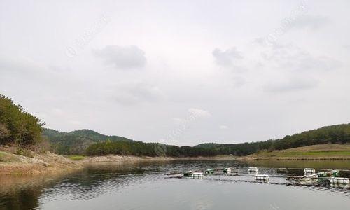 秋季阴雨下的钓鱼技巧（冷暖交替之际）  第3张