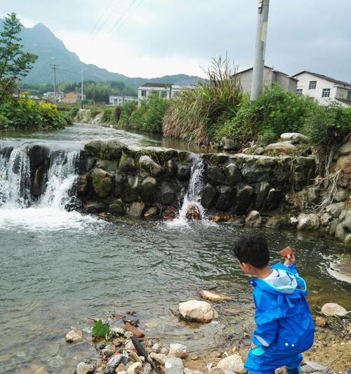 冬季雨后小溪钓鱼技巧（寻找好位置）  第2张